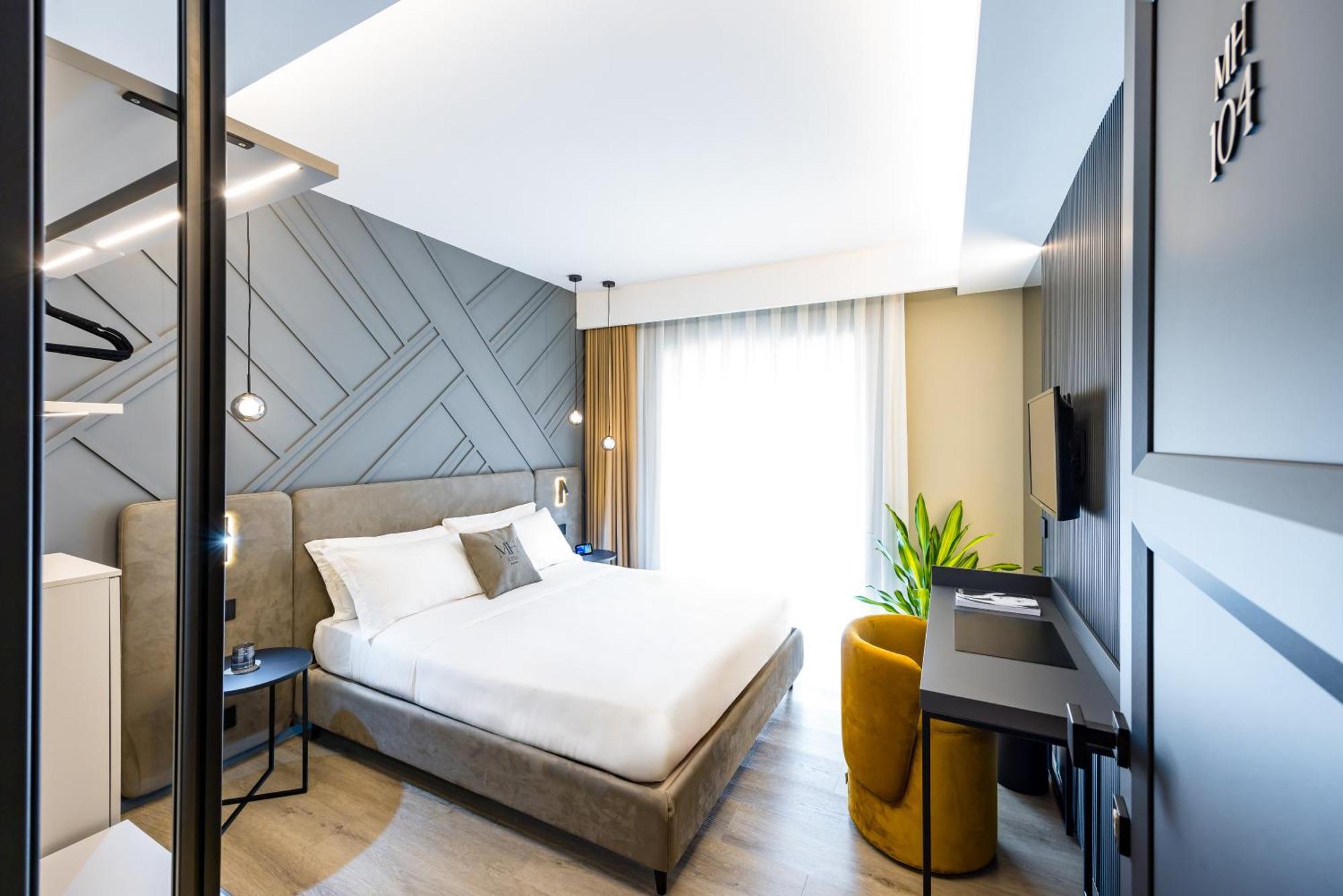Mh Suites Plebiscito Napoli Ngoại thất bức ảnh