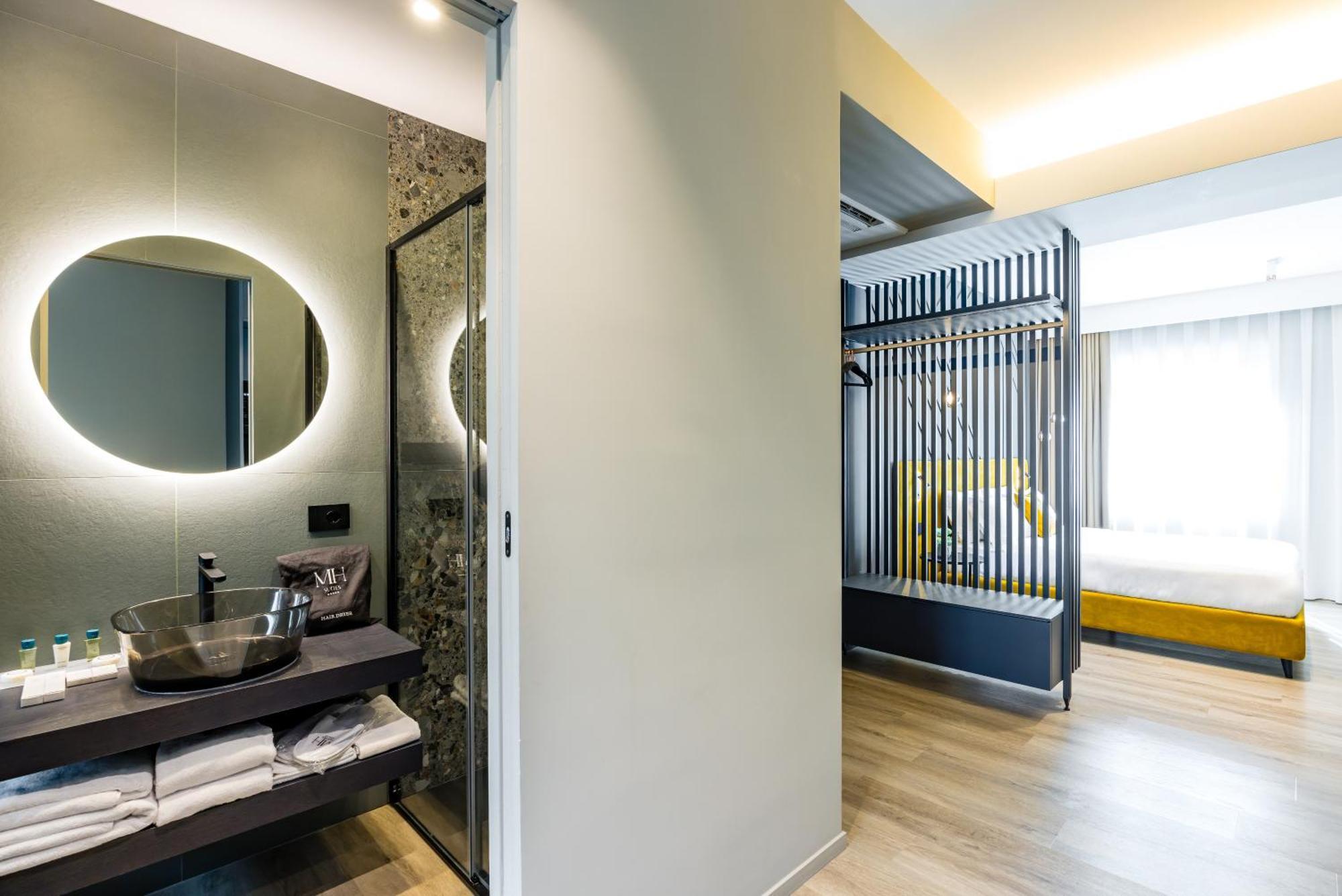 Mh Suites Plebiscito Napoli Ngoại thất bức ảnh