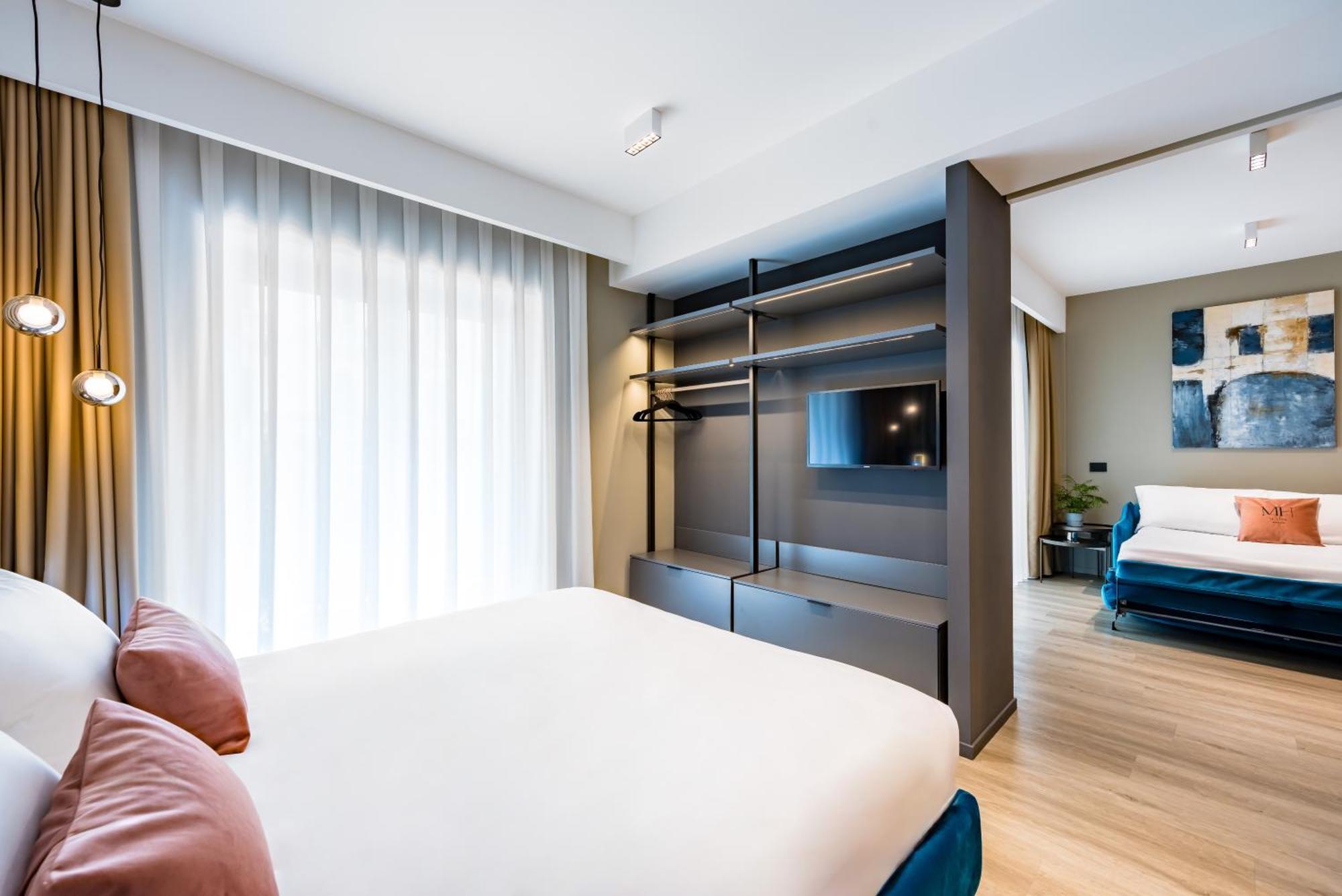 Mh Suites Plebiscito Napoli Ngoại thất bức ảnh