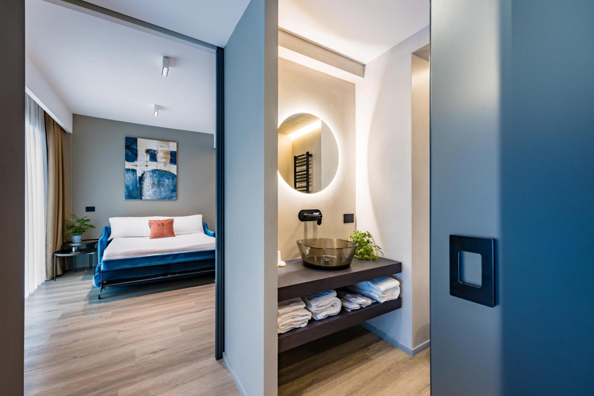 Mh Suites Plebiscito Napoli Ngoại thất bức ảnh