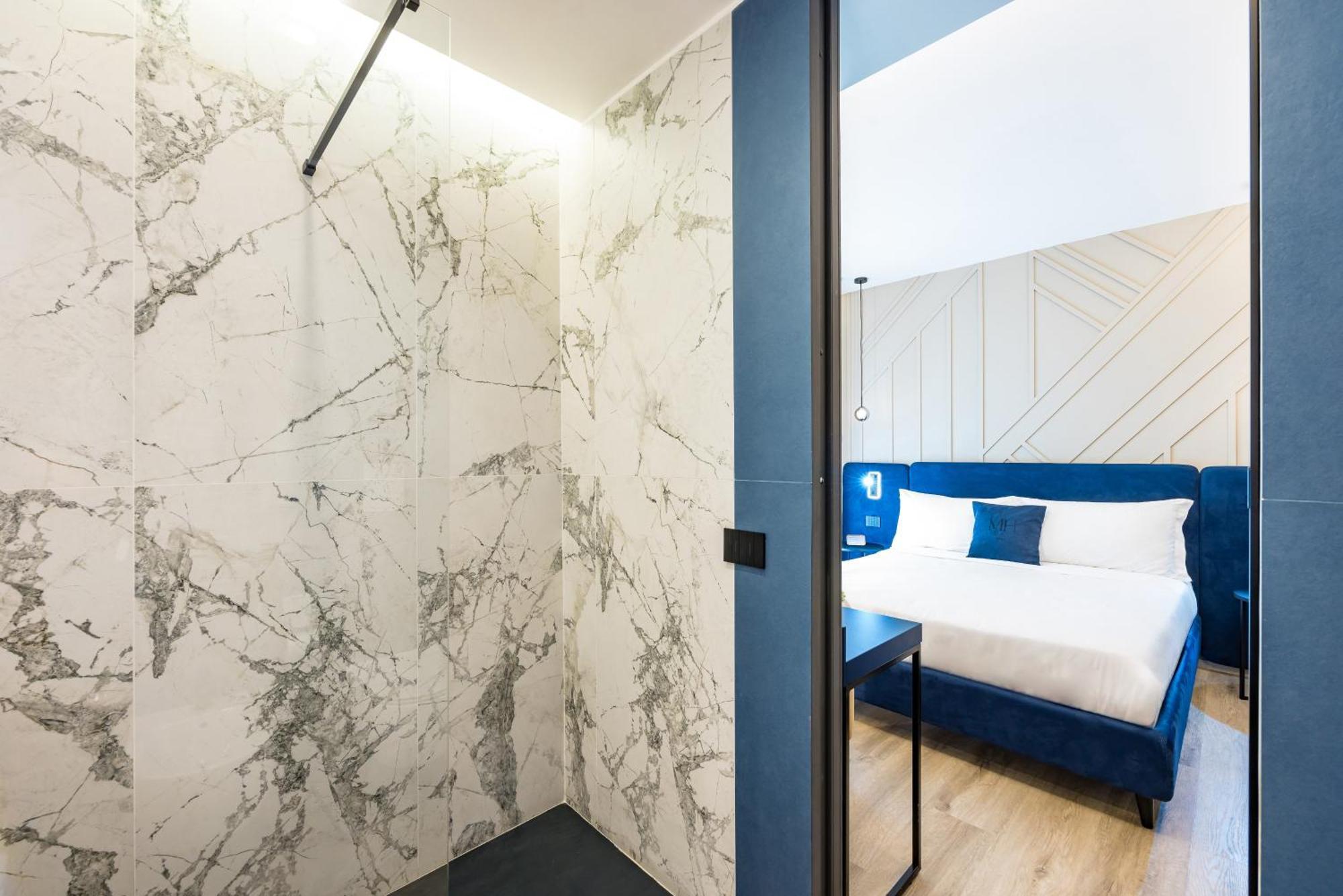 Mh Suites Plebiscito Napoli Ngoại thất bức ảnh