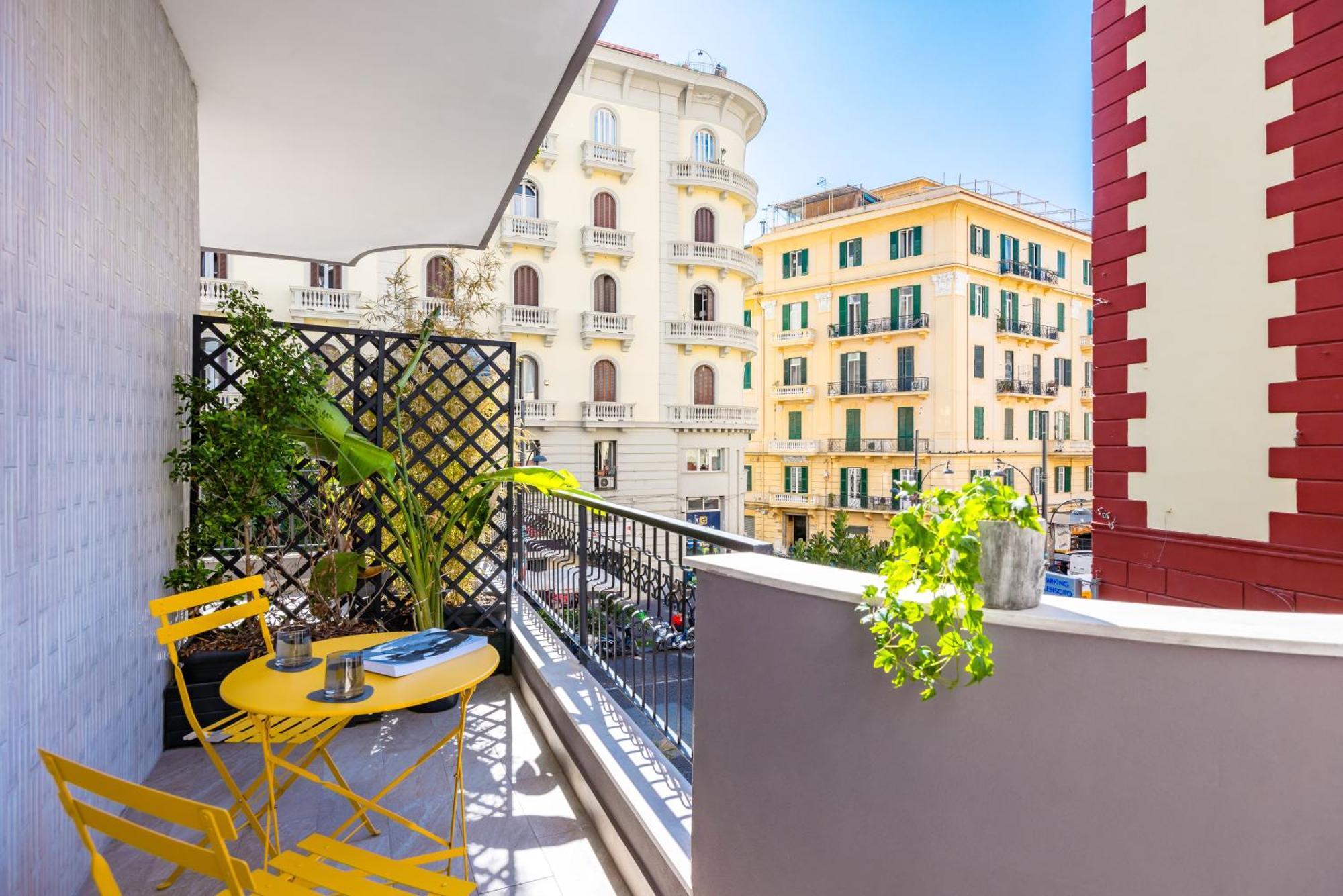Mh Suites Plebiscito Napoli Ngoại thất bức ảnh