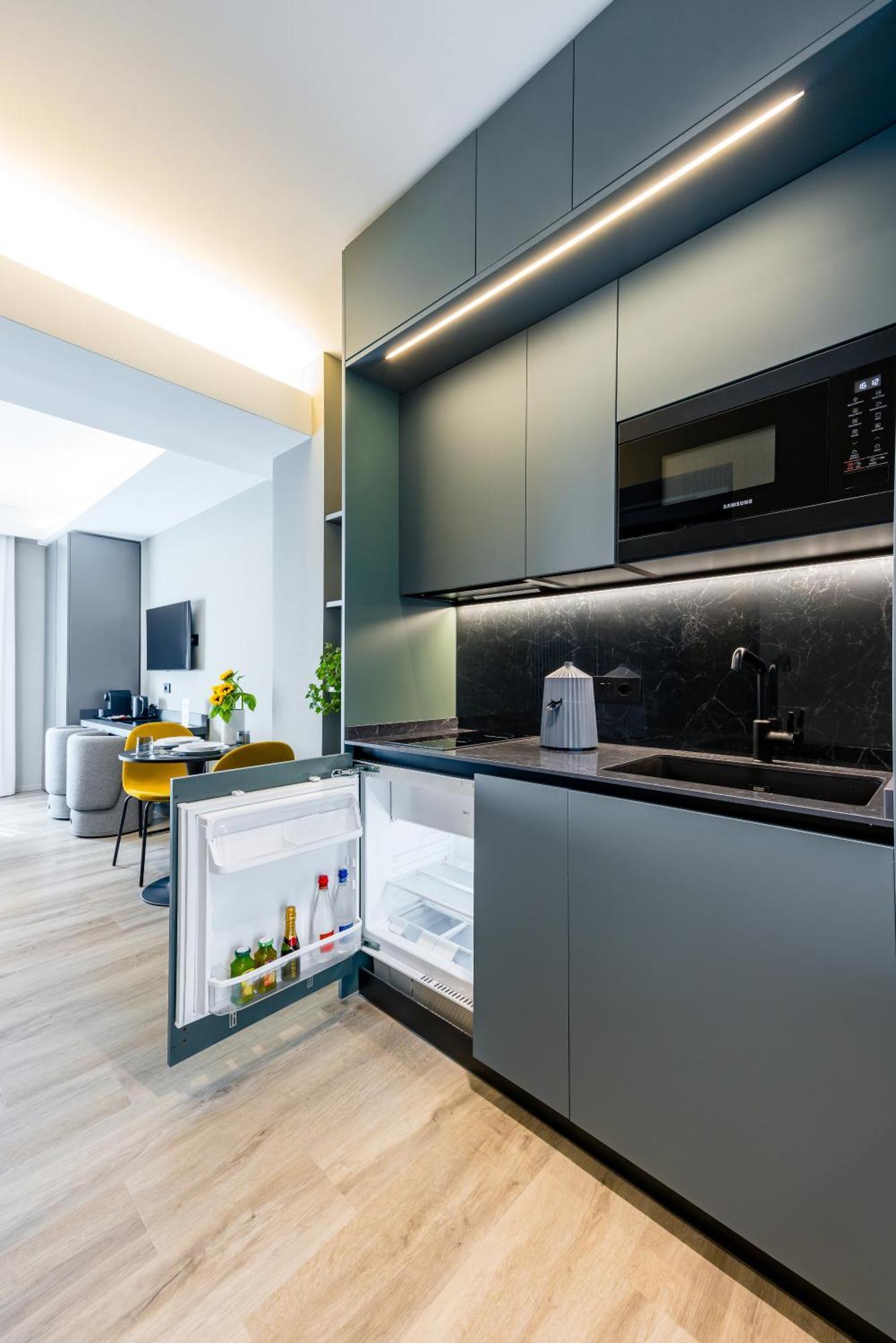 Mh Suites Plebiscito Napoli Ngoại thất bức ảnh